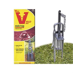 Victor Plunger-Style Mole Trap