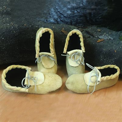 NST Wrap Moccasins - No Beads Kids Size 3