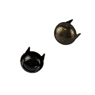 Round Spots - Ant. Brass 1/4" (25 pieces/pkg)